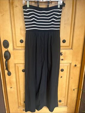 NEW WITHOUT TAGS Universal Thread Black and White Striped Strapless Maxi